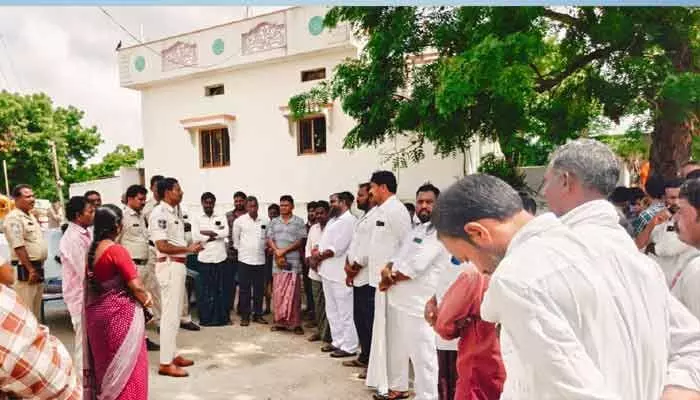 డ్రగ్స్ రహిత గ్రామమే సురక్షితం డ్రగ్స్ రహిత గ్రామమే సురక్షితం