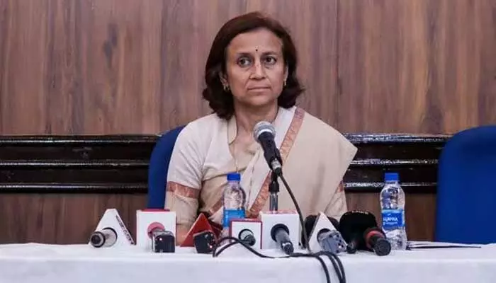 అలా చేస్తే దీక్ష విరమిస్తారు : సోనమ్ వాంగ్ చుక్ భార్య అలా చేస్తే దీక్ష విరమిస్తారు : సోనమ్ వాంగ్ చుక్ భార్య