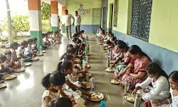 ఏకరూప దుస్తులు ఏవి..? ఏకరూప దుస్తులు ఏవి..?