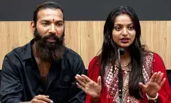 ‘నా ప్రాణానికి ప్రమాదం ఉంది’.. పోలీసులను ఆశ్రయించిన కుంభమేళా మోనాలిసా ‘నా ప్రాణానికి ప్రమాదం ఉంది’.. పోలీసులను ఆశ్రయించిన కుంభమేళా మోనాలిసా