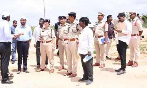 ‘తప్పులు దొర్లితే సహించేది లేదు’.. అధికారులకు కలెక్టర్ సీరియస్ వార్నింగ్