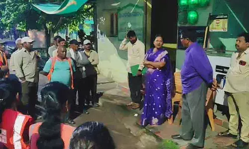 పట్టణ పరిశుభ్రత పై ప్రత్యేక దృష్టి..