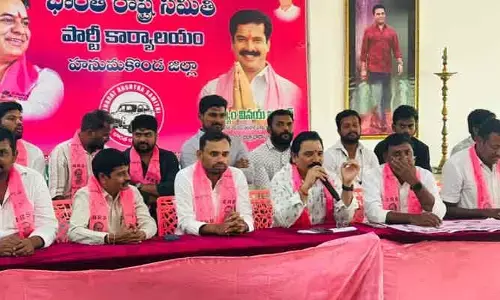 ద‌గాప‌డ్డ నిరుద్యోగుల‌కు ధైర్యమిస్తాం: రాష్ట్ర దివ్యాంగుల కార్పొరేష‌న్ మాజీ చైర్మ‌న్