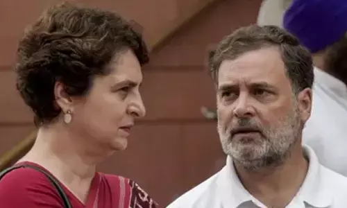 విద్యార్థులపై లాఠీచార్జ్ హేయం.. కేంద్రంపై ప్రియాంక గాంధీ తీవ్ర ఆగ్రహం