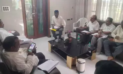 ప్రభుత్వ ఆస్పత్రి పనుల పై ఎమ్మెల్యే కసిరెడ్డి నారాయణరెడ్డి సమీక్ష