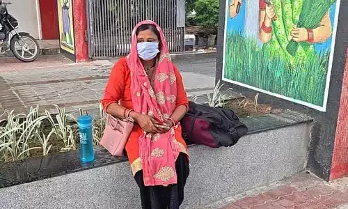అదనపు కట్నం వేధింపులు.. కలెక్టర్‌ను ఆశ్రయించిన బాధితురాలు