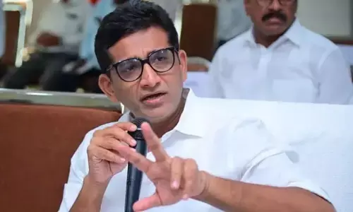 ఈజ్ ఆఫ్ డూయింగ్‌లో తెలంగాణ 13వ స్థానానికి.. కాంగ్రెస్ పాలనపై సంజయ్ విమర్శలు