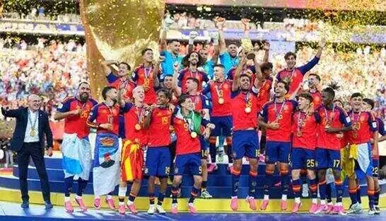 FIFA WC : స్పెయిన్కు రూ.481 కోట్ల ప్రైజ్మనీ FIFA WC : స్పెయిన్కు రూ.481 కోట్ల ప్రైజ్మనీ
