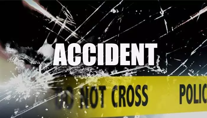 Accident: బ్రేకులు ఫెయిలై బొలెరో బోల్తా.. ఇద్దరు మృతి, పది మందికి తీవ్ర గాయాలు Accident: బ్రేకులు ఫెయిలై బొలెరో బోల్తా.. ఇద్దరు మృతి, పది మందికి తీవ్ర గాయాలు