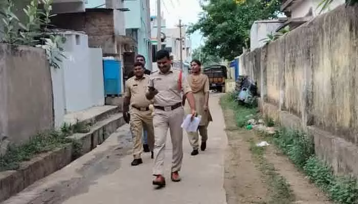 8 మంది ఎస్ఐల మెరుపు వ్యూహం 8 మంది ఎస్ఐల మెరుపు వ్యూహం