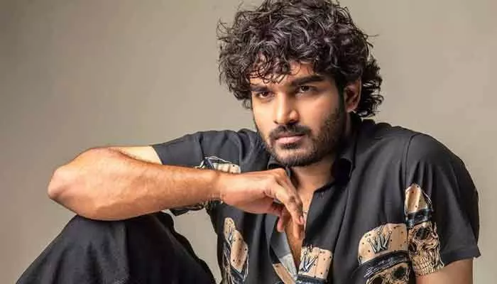 ఆ సినిమాను తక్కువ చేయాలనే ఉద్దేశం నాకు అస్సలు లేదు.. వివాదానికి చెక్ పెట్టిన కిరణ్ అబ్బవరం ఆ సినిమాను తక్కువ చేయాలనే ఉద్దేశం నాకు అస్సలు లేదు.. వివాదానికి చెక్ పెట్టిన కిరణ్ అబ్బవరం