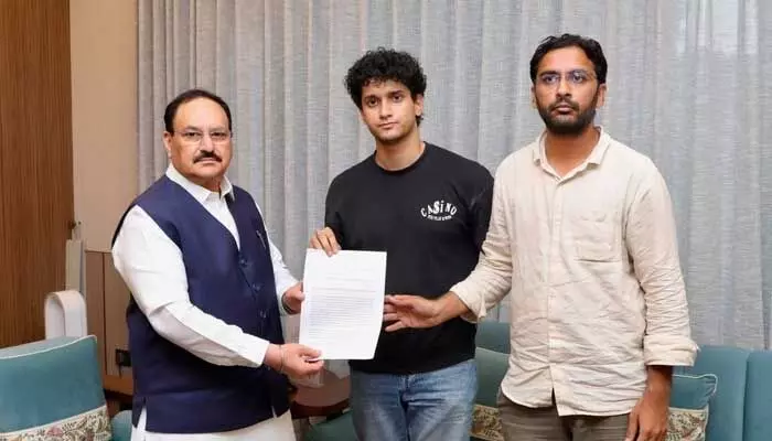 కేంద్ర మంత్రి జేపీ నడ్డాతో సీజేపీ ప్రతినిధుల భేటీ.. ప్రభుత్వం ముందు కీలక డిమాండ్లు కేంద్ర మంత్రి జేపీ నడ్డాతో సీజేపీ ప్రతినిధుల భేటీ.. ప్రభుత్వం ముందు కీలక డిమాండ్లు