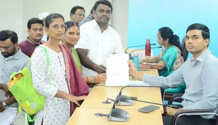 ప్రజావాణి ఎకనాలెజ్మెంట్ లో ఐడీ నంబర్ ఏదీ? ప్రజావాణి ఎకనాలెజ్మెంట్ లో ఐడీ నంబర్ ఏదీ?