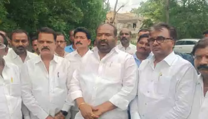 యూనియన్ ఎన్నికల తర్వాతే ఆర్టీసీ విలీన ప్రక్రియ యూనియన్ ఎన్నికల తర్వాతే ఆర్టీసీ విలీన ప్రక్రియ