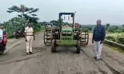 రోడ్లపై ఫుల్ వీల్స్తో ట్రాక్టర్లు నడిపితే కఠిన చర్యలు రోడ్లపై ఫుల్ వీల్స్తో ట్రాక్టర్లు నడిపితే కఠిన చర్యలు