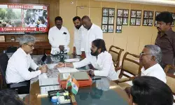 న్యూ మోతీనగర్ లో రైల్వే అండర్ పాస్ బ్రిడ్జి నిర్మించండి న్యూ మోతీనగర్ లో రైల్వే అండర్ పాస్ బ్రిడ్జి నిర్మించండి