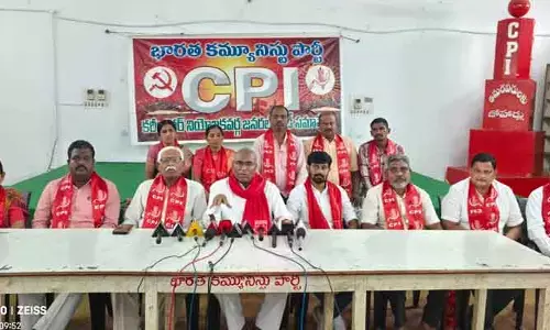 నీట్ పేపర్ లీకేజీపై ప్రశ్నిస్తే విద్యార్థుల రక్తం కళ్ళ చూస్తారా?: సిపిఐ సీనియర్ నేత, మాజీ ఎమ్మెల్యే