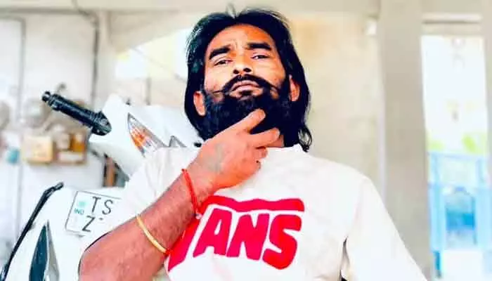 పాత కక్షలతో రౌడీ షీటర్ దారుణ హత్య పాత కక్షలతో రౌడీ షీటర్ దారుణ హత్య