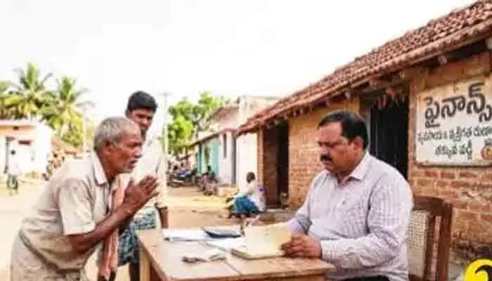 నడ్డి విరుస్తున్న వడ్డీ దందా! నడ్డి విరుస్తున్న వడ్డీ దందా!