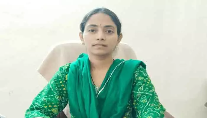 అంగన్వాడీ టీచర్ పోస్టులకు దరఖాస్తులు చేసుకోండి: ఐసీడీఎస్ ప్రాజెక్టు అధికారి అంగన్వాడీ టీచర్ పోస్టులకు దరఖాస్తులు చేసుకోండి: ఐసీడీఎస్ ప్రాజెక్టు అధికారి