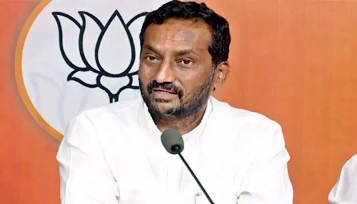 నీట్, ప్రజా సమస్యలపై చర్చకు కేంద్రం సిద్ధం: ఎంపీ రఘునందన్ రావు నీట్, ప్రజా సమస్యలపై చర్చకు కేంద్రం సిద్ధం: ఎంపీ రఘునందన్ రావు