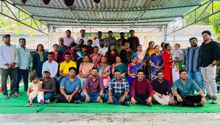 పూర్వ విద్యార్థుల ఆత్మీయ కలయిక పూర్వ విద్యార్థుల ఆత్మీయ కలయిక