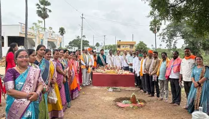ఎన్ఎఫ్సీ నగర్ లో ఘనంగా సీత్లామాత పండుగ ఎన్ఎఫ్సీ నగర్ లో ఘనంగా సీత్లామాత పండుగ