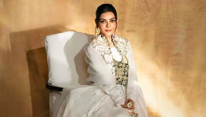 బాలీవుడ్లో అన్నీ పనికిరాని రోల్స్ ఇస్తారు.. కాజల్ సంచలన కామెంట్స్! బాలీవుడ్లో అన్నీ పనికిరాని రోల్స్ ఇస్తారు.. కాజల్ సంచలన కామెంట్స్!