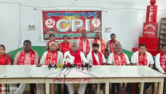 నీట్ పేపర్ లీకేజీపై ప్రశ్నిస్తే విద్యార్థుల రక్తం కళ్ళ చూస్తారా?: సిపిఐ సీనియర్ నేత, మాజీ ఎమ్మెల్యే నీట్ పేపర్ లీకేజీపై ప్రశ్నిస్తే విద్యార్థుల రక్తం కళ్ళ చూస్తారా?: సిపిఐ సీనియర్ నేత, మాజీ ఎమ్మెల్యే