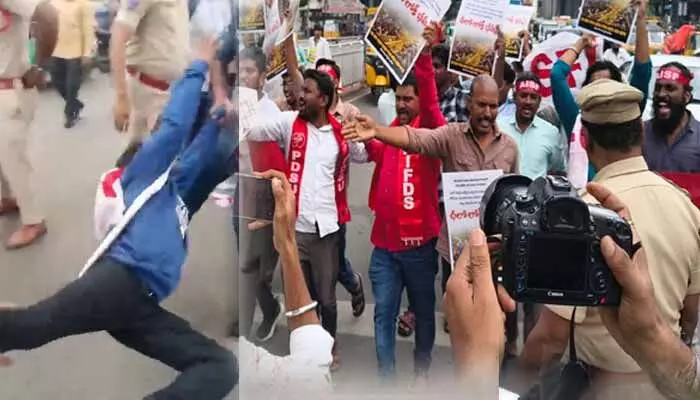 హైదరాబాద్కు తాకిన విద్యార్థుల ఆందోళన.. లోక్ భవన్ ముట్టడికి విద్యార్థి సంఘాల యత్నం హైదరాబాద్కు తాకిన విద్యార్థుల ఆందోళన.. లోక్ భవన్ ముట్టడికి విద్యార్థి సంఘాల యత్నం