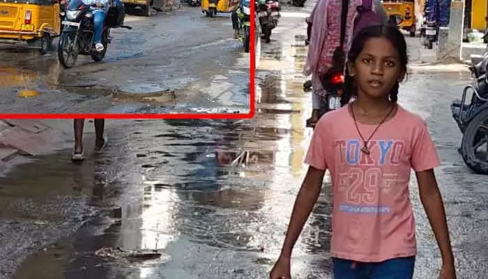 రహమత్ నగర్లో నిరంతరం డ్రైనేజీ సమస్య.. ప్రజలు తీవ్ర ఇక్కట్లు రహమత్ నగర్లో నిరంతరం డ్రైనేజీ సమస్య.. ప్రజలు తీవ్ర ఇక్కట్లు