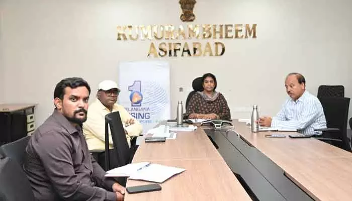 భూ భారతి దరఖాస్తులను త్వరగా పరిష్కరించాలి : కలెక్టర్ కె. హరిత భూ భారతి దరఖాస్తులను త్వరగా పరిష్కరించాలి : కలెక్టర్ కె. హరిత
