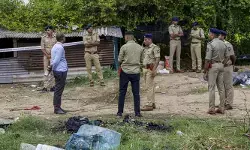 భయానక అగ్నిప్రమాదం: బాణాసంచా ఫ్యాక్టరీలో పేలుడు.. 10 మంది దుర్మరణం! భయానక అగ్నిప్రమాదం: బాణాసంచా ఫ్యాక్టరీలో పేలుడు.. 10 మంది దుర్మరణం!
