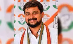 విద్యార్థుల శాంతియుత నిరసనపై లాఠీఛార్జ్ అమానుషం విద్యార్థుల శాంతియుత నిరసనపై లాఠీఛార్జ్ అమానుషం