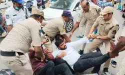 గాంధీ భవన్ వద్ద ఉద్రిక్తత.. గాంధీ భవన్ వద్ద ఉద్రిక్తత..