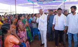 10 ఏళ్లు అధికారంలో ఉండి తెలంగాణను దోచుకున్నారు..