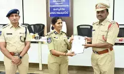 నాచారం ఎస్ఐ ఫ్రాన్సిస్కు రివార్డు నాచారం ఎస్ఐ ఫ్రాన్సిస్కు రివార్డు
