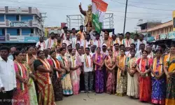 రాహుల్ గాంధీపై తీసుకున్న చర్యలను వెంటనే ఉపసంహరించుకోవాలి