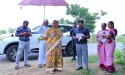 ప్రభుత్వ భూములను ఆక్రమిస్తే కఠిన చర్యలు : కలెక్టర్ ప్రభుత్వ భూములను ఆక్రమిస్తే కఠిన చర్యలు : కలెక్టర్