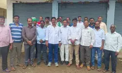 ప్రభుత్వ బడిని బతికిస్తే బైండోవర్ కేసులా..? ప్రభుత్వ బడిని బతికిస్తే బైండోవర్ కేసులా..?