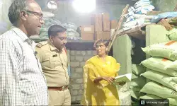 నకిలీ, కల్తీ ఎరువులు, విత్తనాలు విక్రయిస్తే కఠిన చర్యలు: ఎస్సై సతీష్ నకిలీ, కల్తీ ఎరువులు, విత్తనాలు విక్రయిస్తే కఠిన చర్యలు: ఎస్సై సతీష్