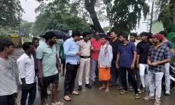 మూడు నెలల పసిపాపను అపహరించడానికి ప్రయత్నించిన గుర్తుతెలియని వ్యక్తి మూడు నెలల పసిపాపను అపహరించడానికి ప్రయత్నించిన గుర్తుతెలియని వ్యక్తి