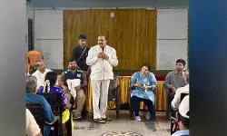 వన్‌ వార్డ్‌ ఎవ్రీ డే కార్యక్రమంలో పాల్గొన్న సీఎంసీ కమిషనర్‌ శ్రీజన, ఎమ్మెల్యే గాంధి