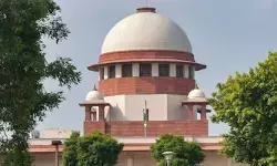 Supreme Court: జ్యుడిషియల్ ఆఫీసర్ల రిటైర్మెంట్ వయస్సుపై సుప్రీంకోర్టు కీలక సూచన Supreme Court: జ్యుడిషియల్ ఆఫీసర్ల రిటైర్మెంట్ వయస్సుపై సుప్రీంకోర్టు కీలక సూచన