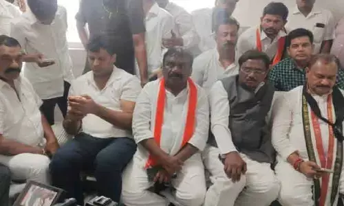 నీట్ పేపర్ లీకేజీపై కేంద్రం వైఖరి సరికాదు: టీపీసీసీ వర్కింగ్ ప్రెసిడెంట్