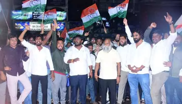 సంగారెడ్డిలో విద్యాసంస్థల బంద్ సంగారెడ్డిలో విద్యాసంస్థల బంద్