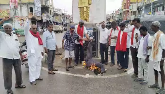 భారత్–అమెరికా వాణిజ్య ఒప్పందాన్ని రద్దు చేయాలి భారత్–అమెరికా వాణిజ్య ఒప్పందాన్ని రద్దు చేయాలి