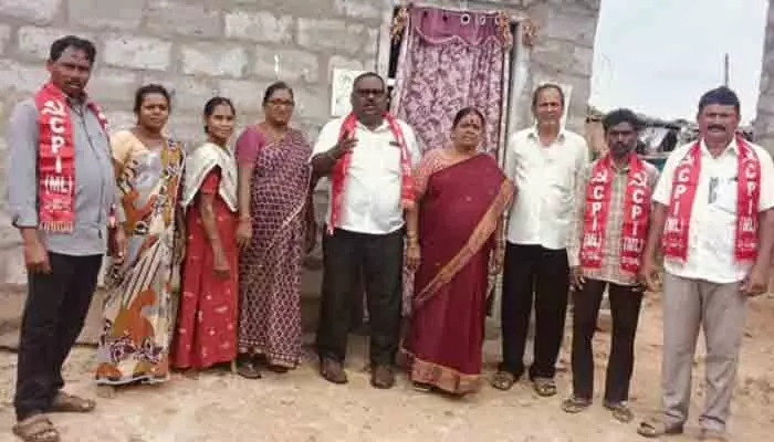 నీట్ పేపర్ లీకేజీపై కేంద్ర మంత్రి ధర్మేంద్ర ప్రధాన్ రాజీనామా చేయాలి నీట్ పేపర్ లీకేజీపై కేంద్ర మంత్రి ధర్మేంద్ర ప్రధాన్ రాజీనామా చేయాలి