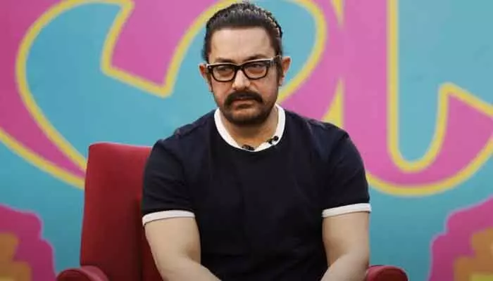 అష్నీర్ గ్రోవర్ బయోపిక్ నుంచి తప్పుకున్న ఆమిర్ ఖాన్.. కారణం అదేనా? అష్నీర్ గ్రోవర్ బయోపిక్ నుంచి తప్పుకున్న ఆమిర్ ఖాన్.. కారణం అదేనా?