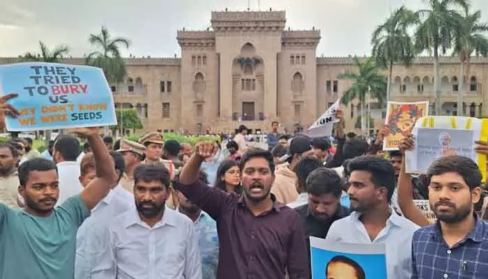 ఢిల్లీలో విద్యార్థులపై లాఠీచార్జీని ఖండించిన ఐక్య విద్యార్థి సంఘాలు ఢిల్లీలో విద్యార్థులపై లాఠీచార్జీని ఖండించిన ఐక్య విద్యార్థి సంఘాలు